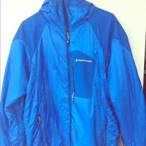 Blue Hooded Peak Performance